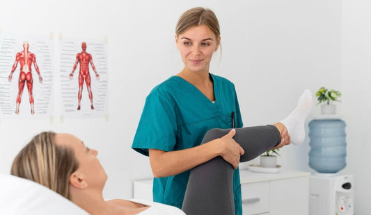 Osteoartrīts: kas to izraisa un kā mazināt ikdienas diskomfortu